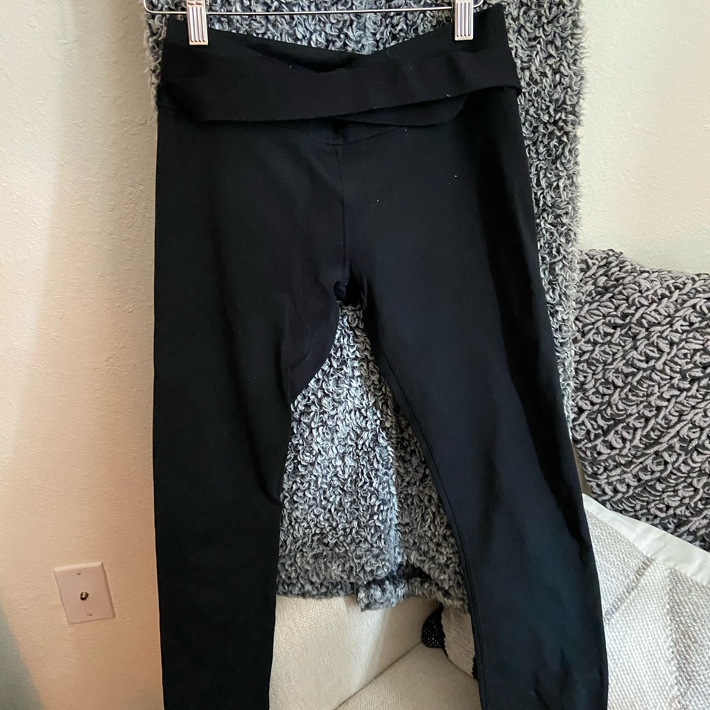 Fabletics Demi Lovato collection leggings